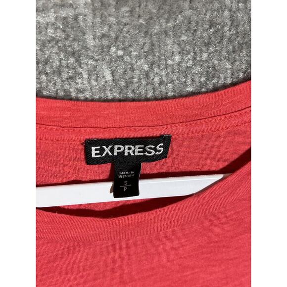 Express Short Sleeve‎ Chiffon Hem T-Shirt Top Womens Size Small Pink - Picture 3 of 6